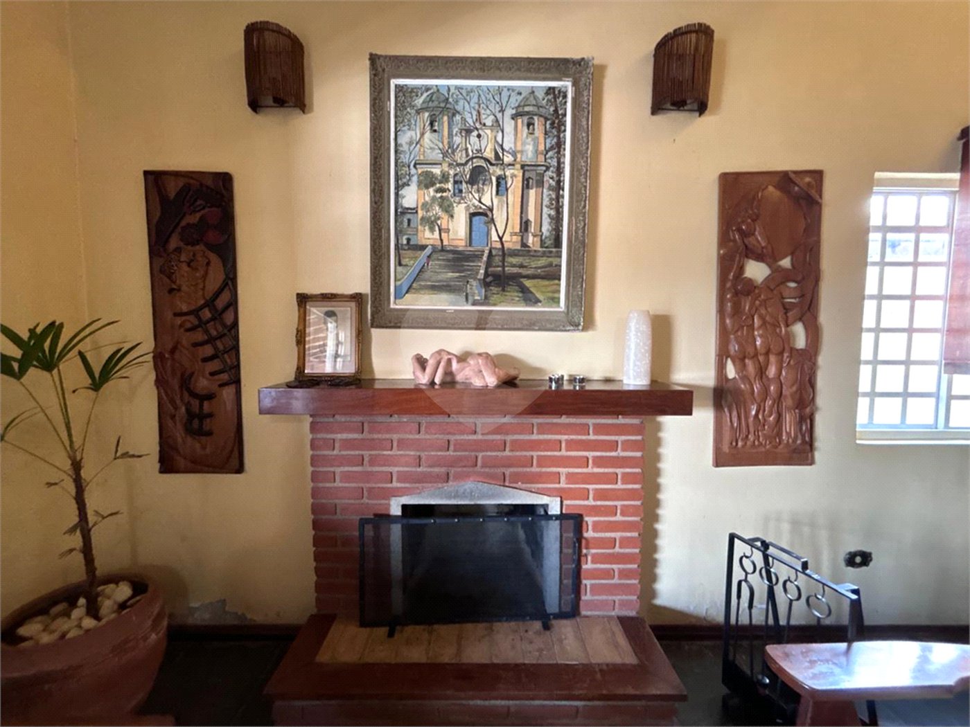 Casa à venda com 5 quartos, sendo 2 suítes,  em Jardim Maristela, Atibaia, SP