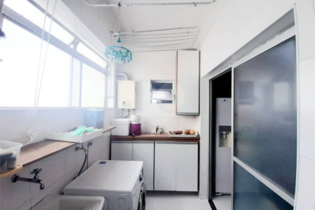 Apartamento à venda com 3 quartos em Moema, São Paulo, SP