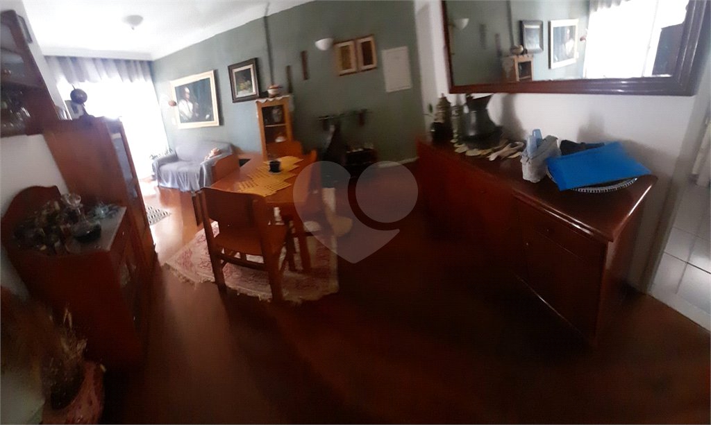 Apartamento à venda com 3 quartos, sendo 1 suíte,  em Parque Residencial Aquarius, São José dos Campos, SP