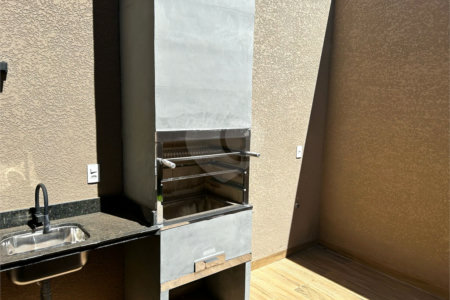 Casa à venda com 2 quartos, sendo 1 suíte,  no condomínio Residencial Marina, Itapetininga - SP