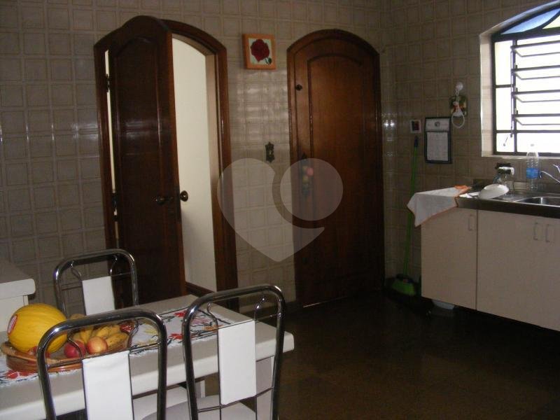 Sobrado à venda com 3 quartos, sendo 2 suítes,  em Vila Paulicéia, São Paulo, SP