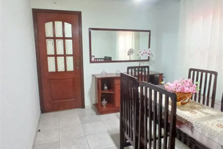 Casa à venda com 3 quartos, sendo 1 suíte, em Vila Rica, São Paulo, SP