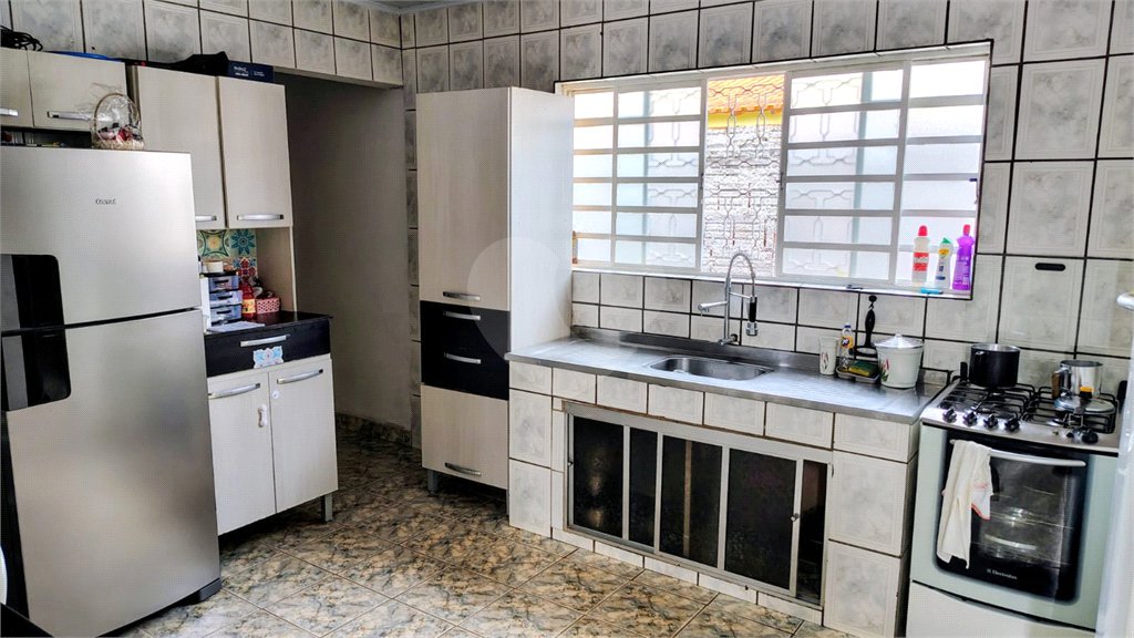 Casa à venda com 3 quartos, sendo 1 suíte, em Tupy, Itapetininga, SP