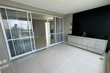 Apartamento à venda com 3 quartos, sendo 1 suíte, em Pinheiros, São Paulo, SP