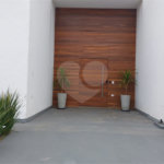 Casa à venda ou para alugar com 4 quartos, sendo 3 suítes, no condomínio Figueira Garden, Atibaia - SP