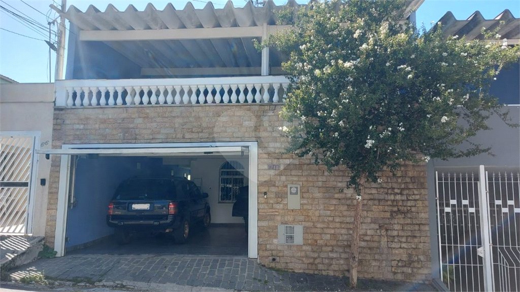 Sobrado à venda com 3 quartos, sendo 1 suíte, em Tremembé, São Paulo, SP