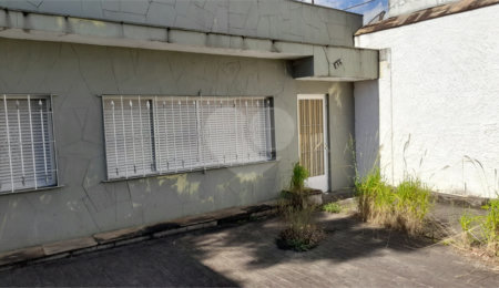 Casa Térrea à venda com 4 quartos, sendo 1 suíte,  em Vila Guilherme, São Paulo, SP