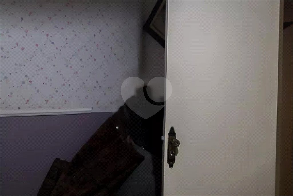Casa à venda com 6 quartos, sendo 5 suítes,  em Vila do Encontro, São Paulo, SP