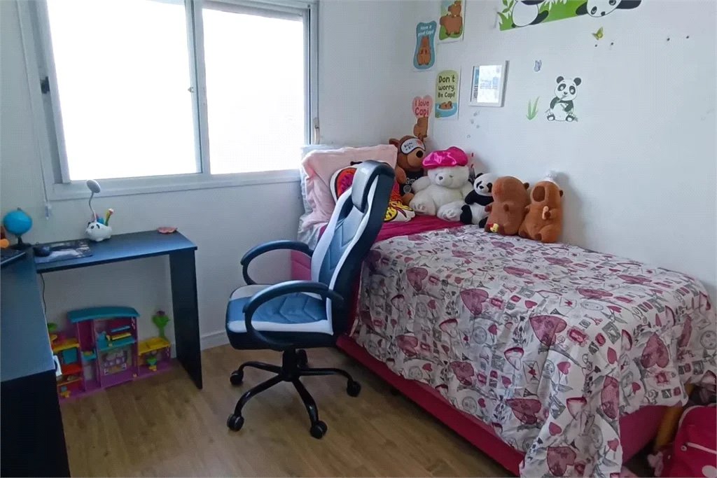 Apartamento à venda com 3 quartos, sendo 1 suíte,  em Jardim Vazani, São Paulo, SP