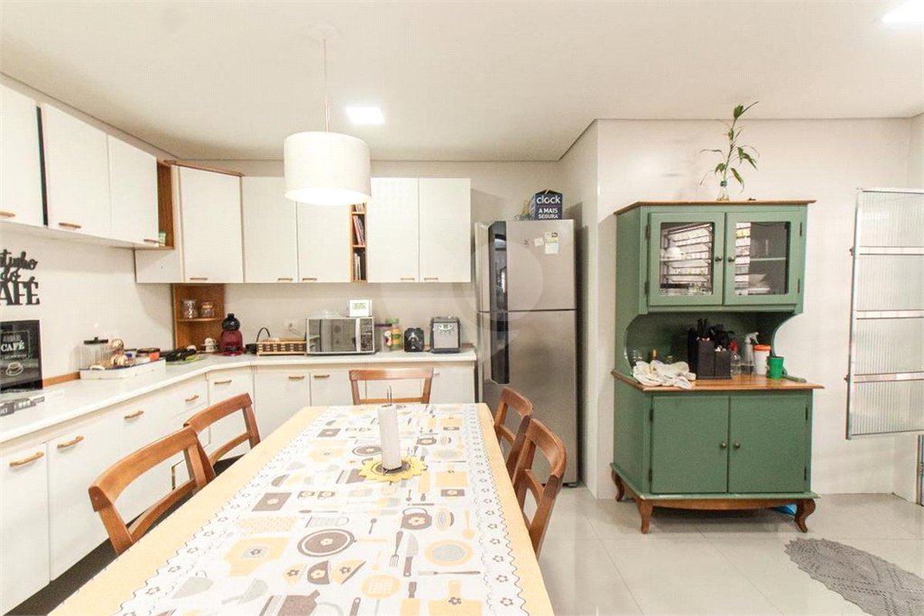 Sobrado à venda com 3 quartos, sendo 1 suíte, em Vila Medeiros, São Paulo, SP