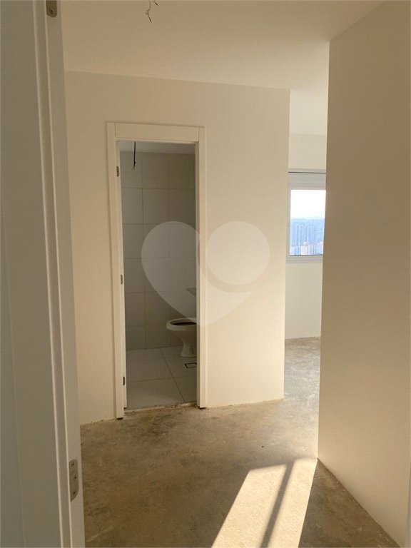 Apartamento à venda com 3 suítes em Jardim Caboré, São Paulo, SP