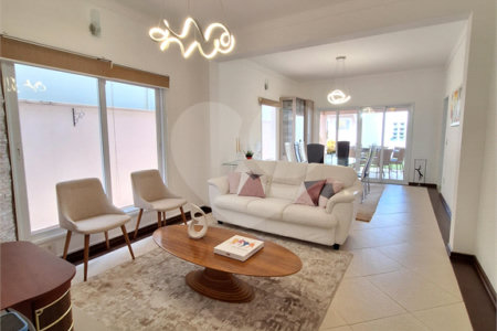 Casa à venda com 3 suítes no condomínio Residencial Villa Di Treviso, Vinhedo - SP