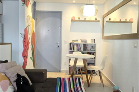 Apartamento à venda com 2 quartos, sendo 1 suíte, em Vila Andrade, São Paulo, SP
