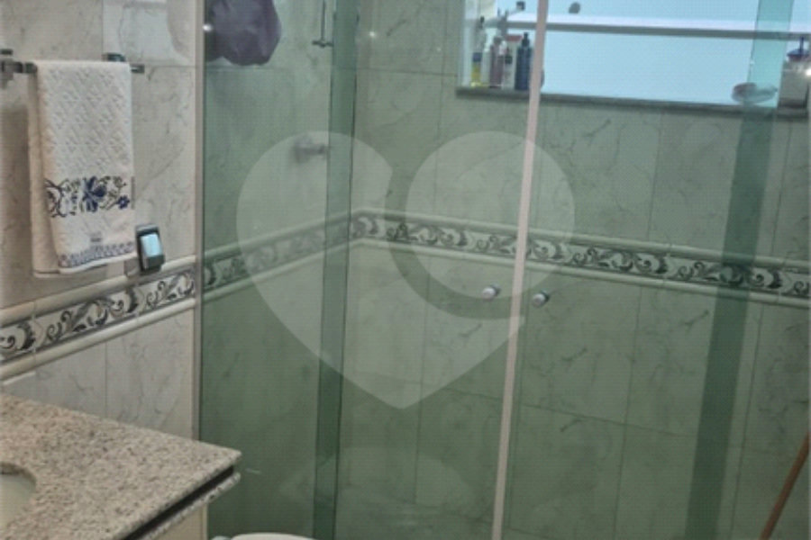 Sobrado à venda com 3 quartos, sendo 1 suíte, em Tremembé, São Paulo, SP