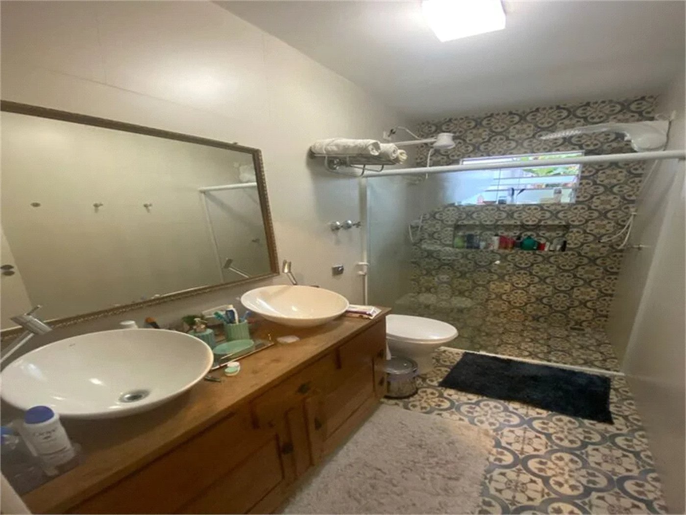 Casa de Vila à venda com 3 quartos, sendo 1 suíte, em Cidade São Francisco, São Paulo, SP