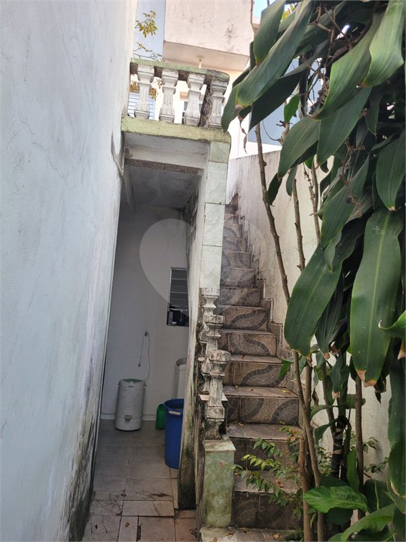 Sobrado à venda com 3 quartos em Vila Marari, São Paulo, SP
