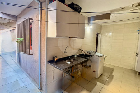 Sobrado à venda com 3 quartos, sendo 1 suíte, em Jardim São Guilherme, Sorocaba, SP