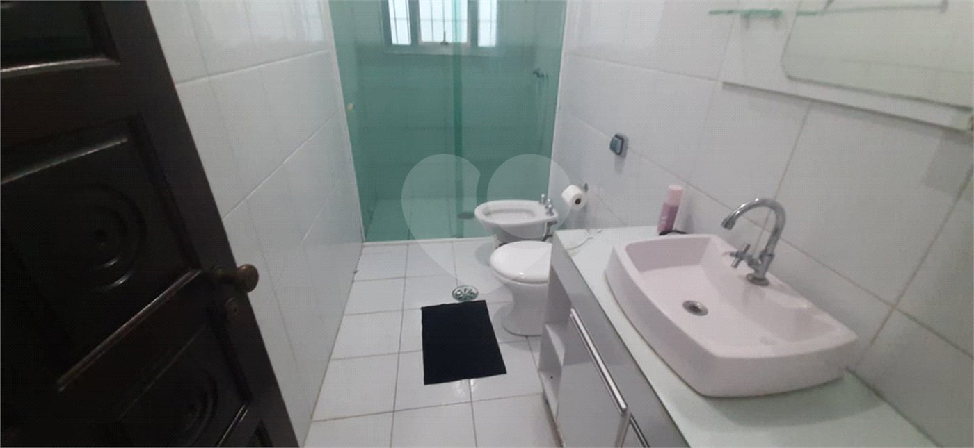 Sobrado à venda com 5 quartos, sendo 1 suíte,  em Vila Rosália, Guarulhos, SP