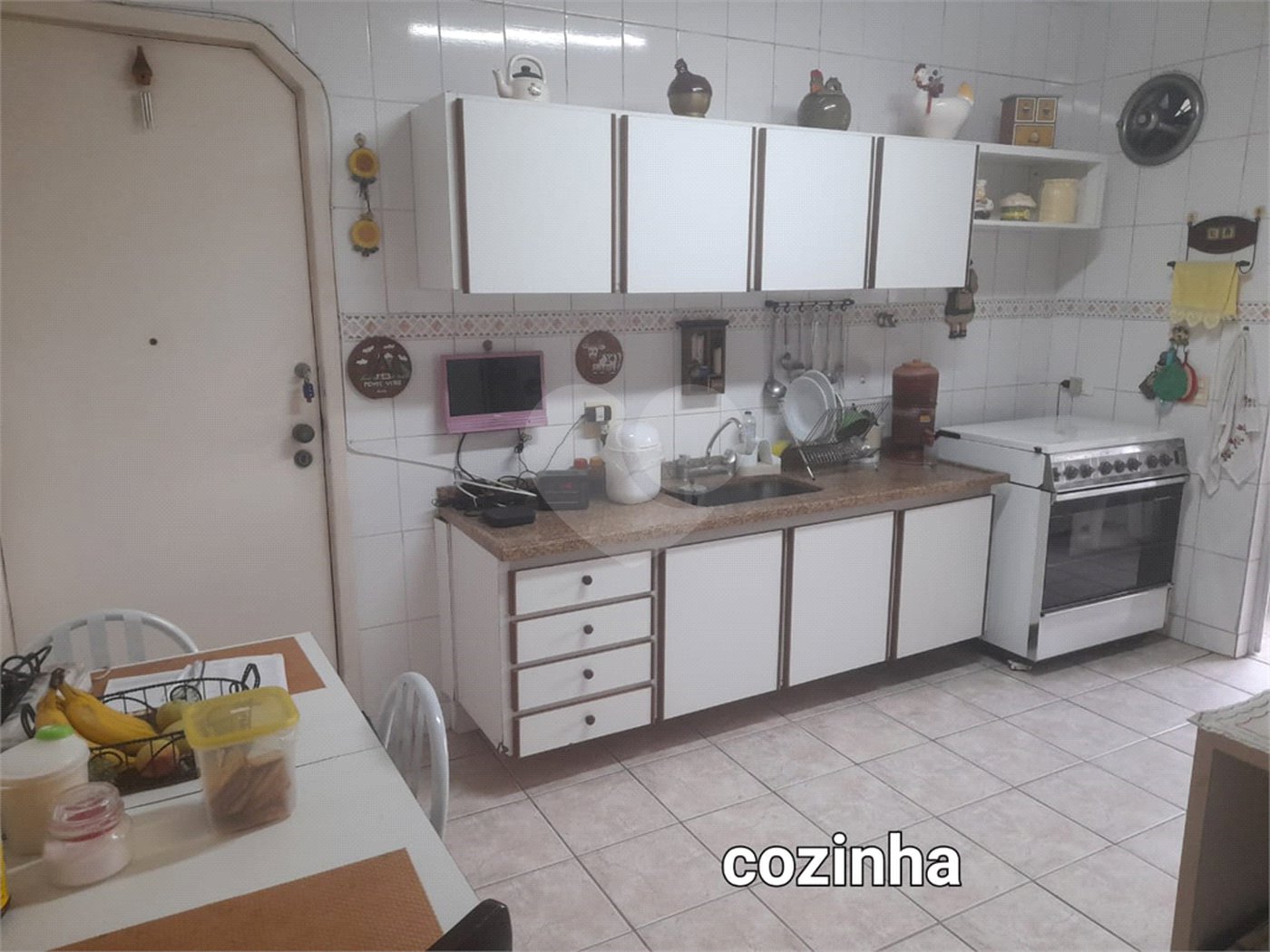 Apartamento à venda com 3 quartos, sendo 1 suíte, em Vila Pirajussara, São Paulo, SP