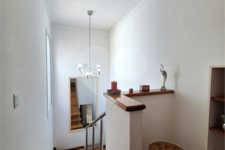 Casa à venda com 3 suítes no condomínio Residencial Villa Di Treviso, Vinhedo - SP