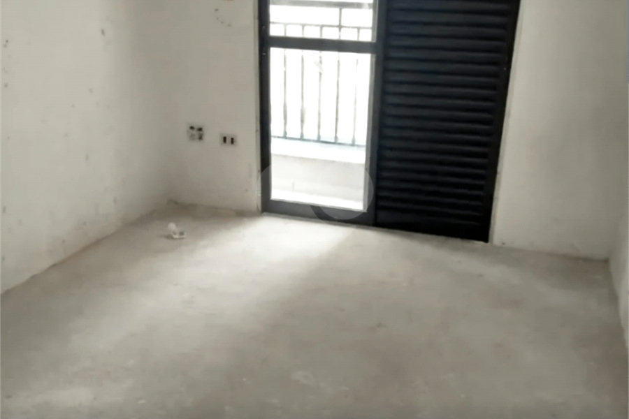 Apartamento à venda com 3 quartos, sendo 1 suíte, em Vila Santo Antônio, Guarulhos, SP