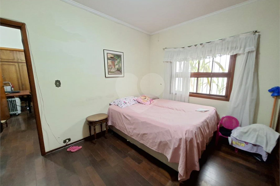 Casa à venda com 4 quartos, sendo 1 suíte, em Água Fria, São Paulo, SP