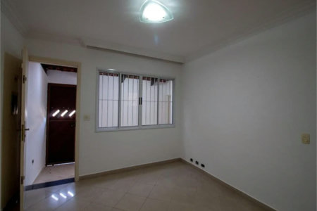 Casa à venda com 3 quartos, sendo 1 suíte, em Jardim Ester, São Paulo, SP