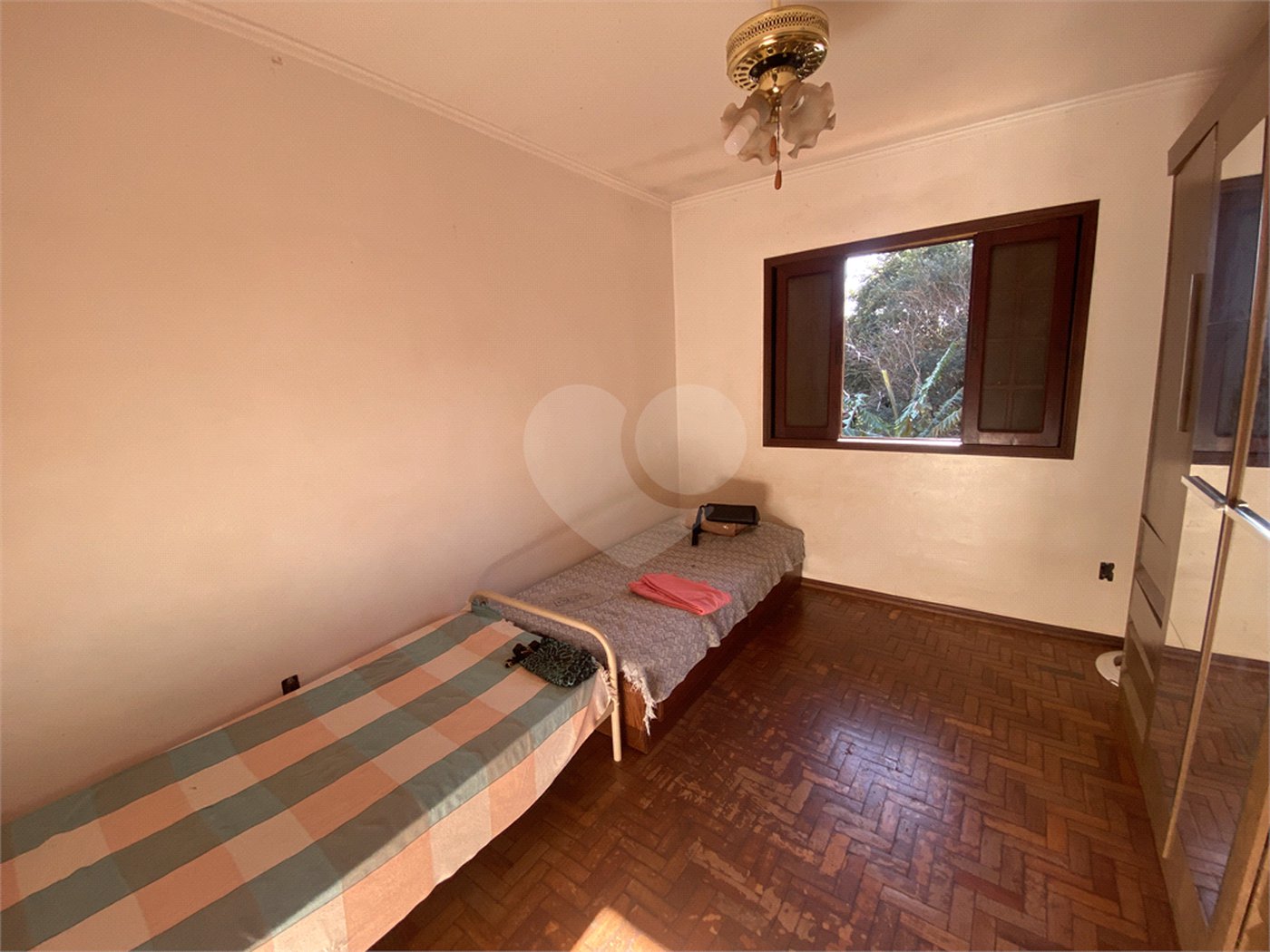 Casa à venda com 3 quartos, sendo 1 suíte, em Parque Residencial Monte Carlo, Ponta Porã, MS