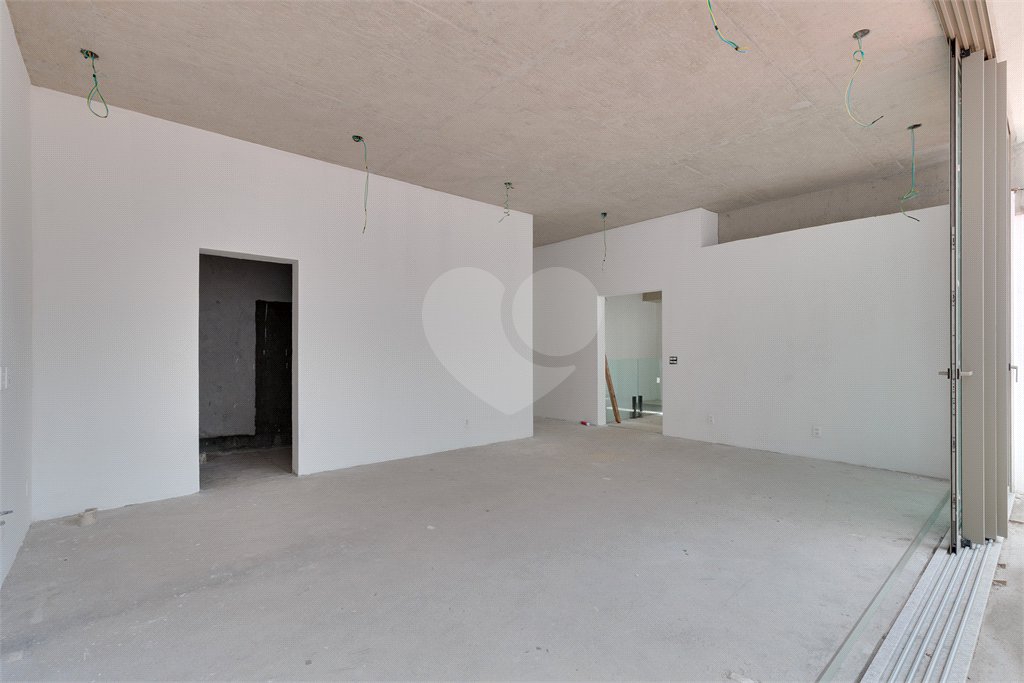 Casa à venda com 3 suítes no condomínio Residencial Heron 140, São Paulo - SP
