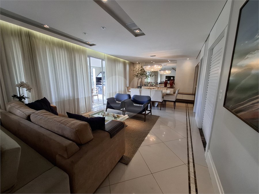 Apartamento à venda com 3 suítes em Santana, São Paulo, SP