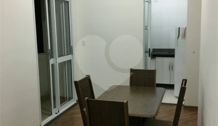 Apartamento à venda com 3 quartos, sendo 1 suíte,  em Parque Residencial Aquarius, São José dos Campos, SP