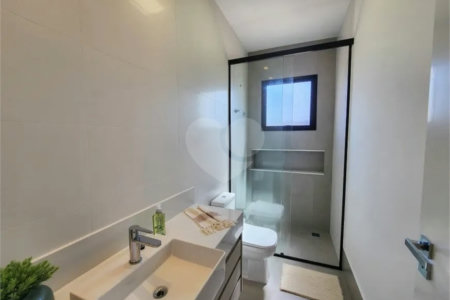 Casa à venda com 3 quartos, sendo 1 suíte, no condomínio Consoli Residencial, Atibaia - SP