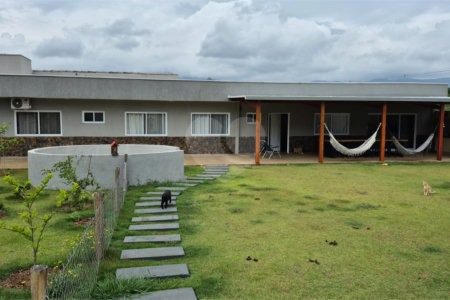 Casa Terreá com 3 suítes a Venda em Atibaia