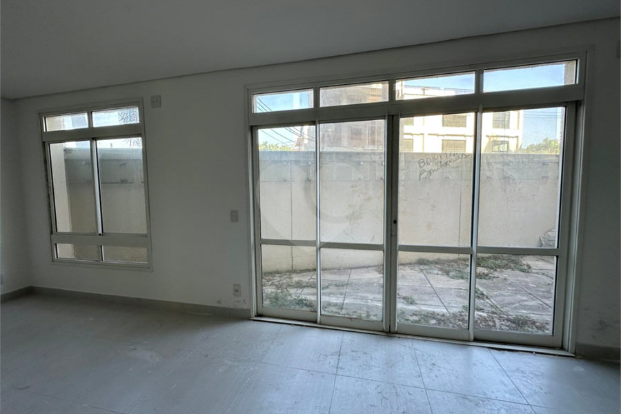 Apartamento à venda com 5 suítes em Santana, São Paulo, SP