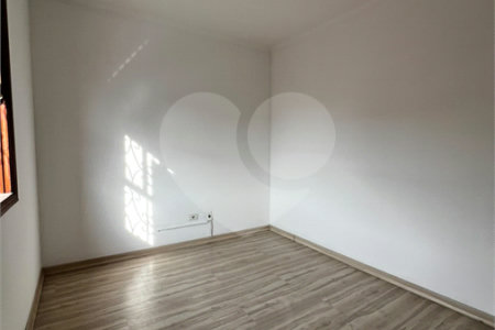 Casa à venda com 3 quartos, sendo 1 suíte, em Parque Santana, Mogi das Cruzes, SP