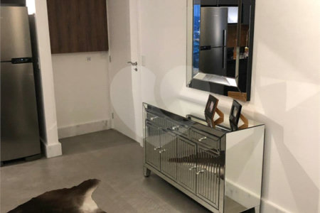 Apartamento à venda com 2 quartos, sendo 1 suíte, em Campo Belo, São Paulo, SP