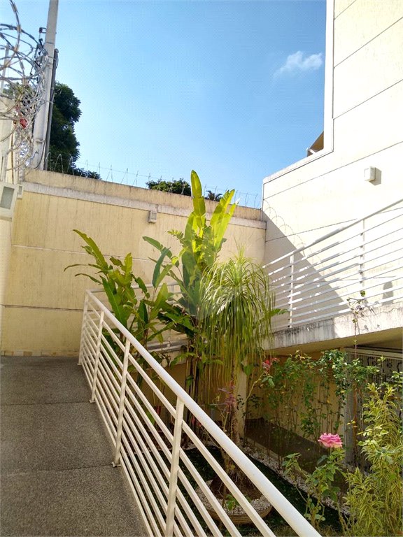 Casa à venda com 2 suítes no condomínio Residencial Pedro, São Paulo - SP