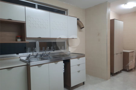 Casa Térrea à venda com 3 quartos, sendo 2 suítes,  em Jardim Marajoara, São Paulo, SP