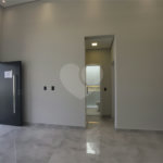 Casa à venda com 3 quartos, sendo 1 suíte,  no condomínio Horto Florestal Villagio, Sorocaba - SP