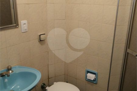 Apartamento à venda com 3 quartos, sendo 1 suíte, em Cerqueira César, São Paulo, SP