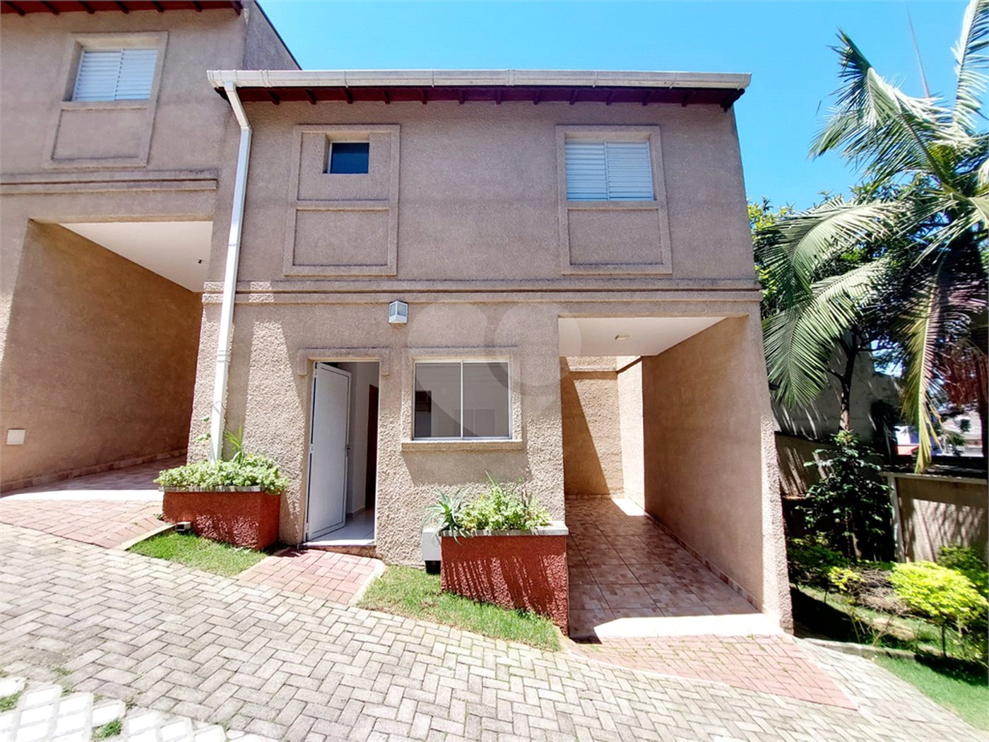 Casa para alugar com 2 suítes no condomínio Residencial Atucuri, São Paulo - SP