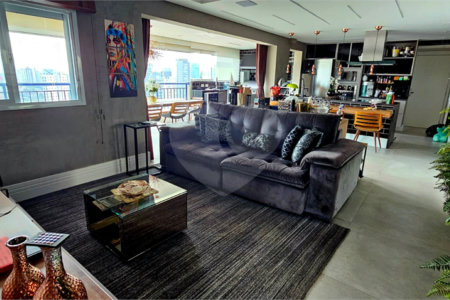 Apartamento à venda com 2 suítes em Vila Mariana, São Paulo, SP