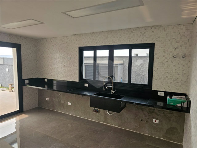 Sobrado à venda com 4 quartos, sendo 3 suítes,  em Mariápolis Ginetta, Vargem Grande Paulista, SP
