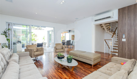 Casa à venda com 4 suítes no condomínio Bauhaus Village, São Paulo - SP