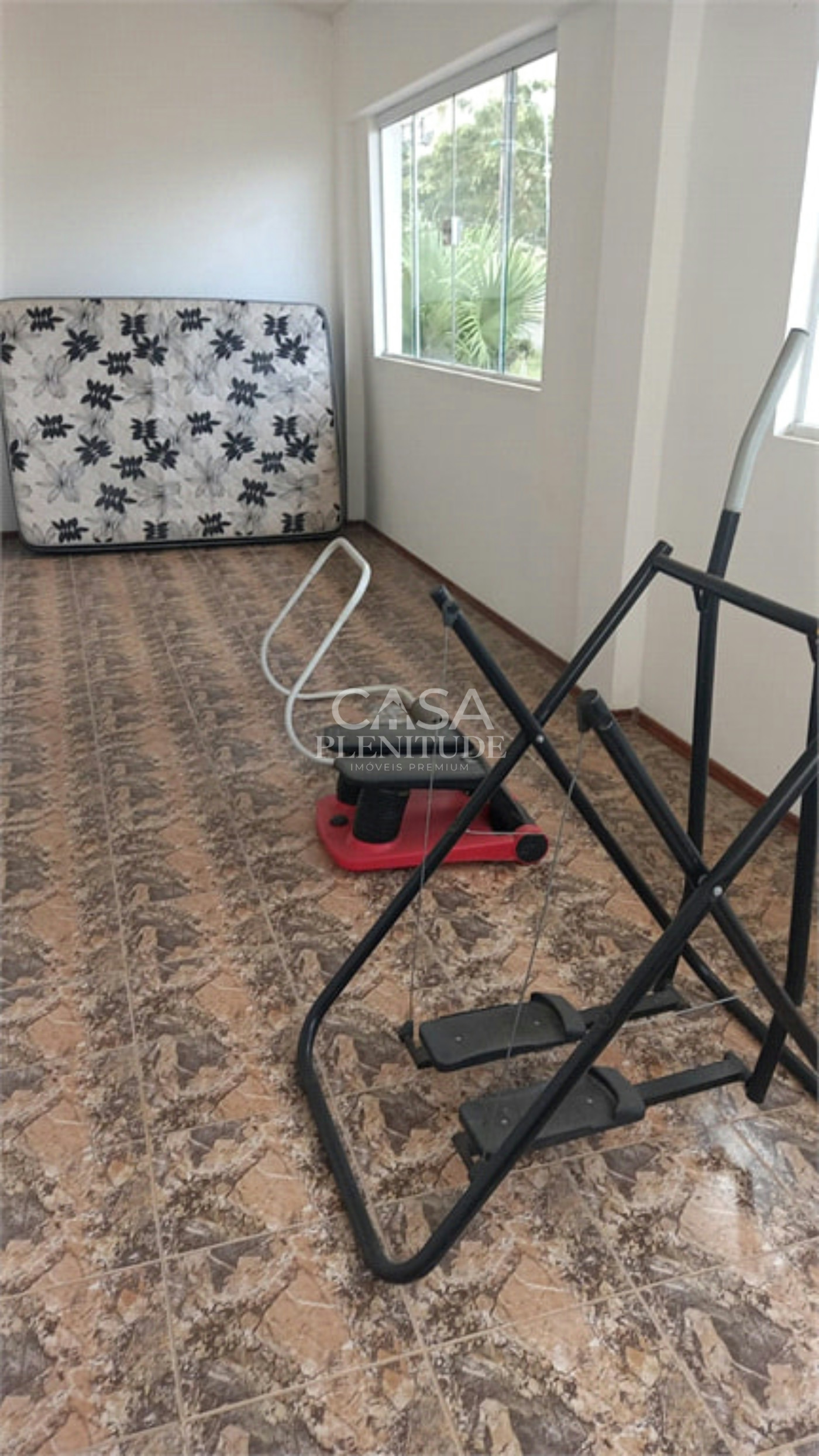 Casa à venda com 4 quartos, sendo 1 suíte, em Vila Jardini, Sorocaba, SP