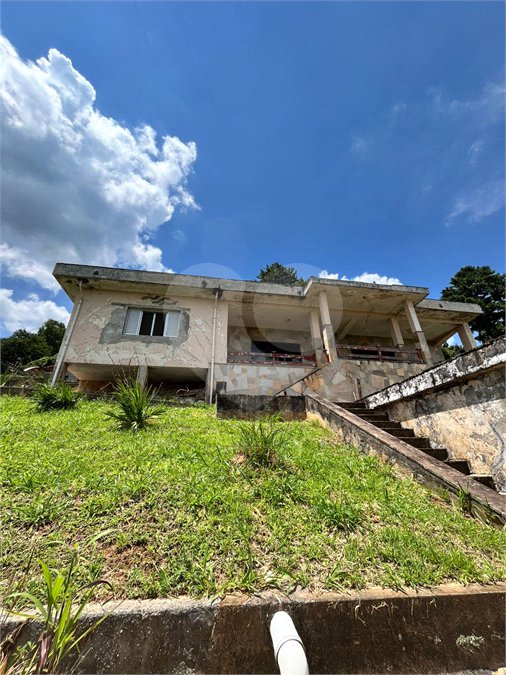 Casa à venda com 5 quartos em Luiz Fagundes, Mairiporã, SP