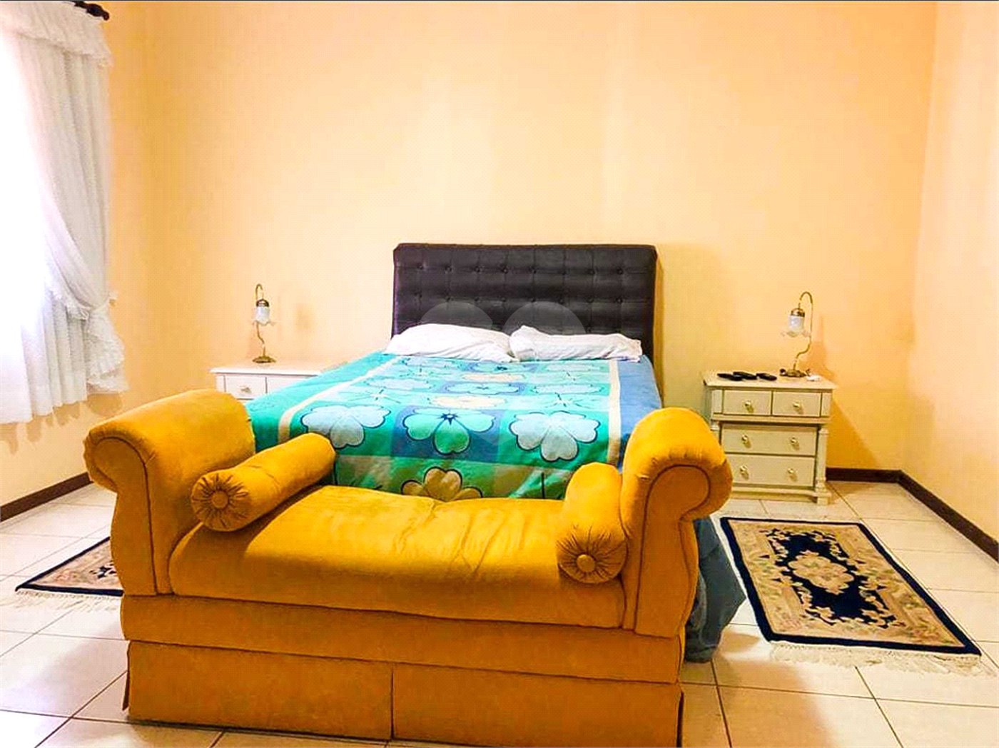 Casa à venda com 3 quartos, sendo 1 suíte,  no condomínio Vivenda das Vinhas, Vinhedo - SP