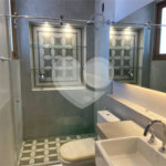 Casa à venda com 1 quarto, sendo 3 suítes, no Centro, Porto Seguro, BA