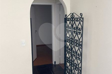 Apartamento à venda com 1 suíte em Indianópolis, São Paulo, SP