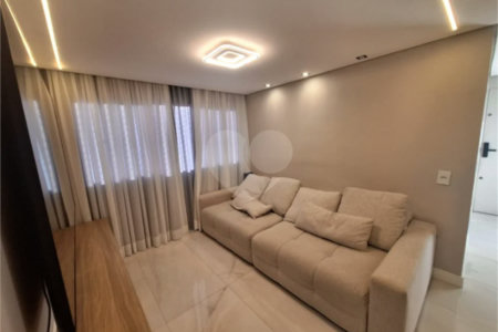 Apartamento totalmente mobiliado com 2 dormitórios, 1 vaga